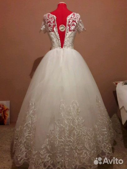 Свадебное платье (новое)