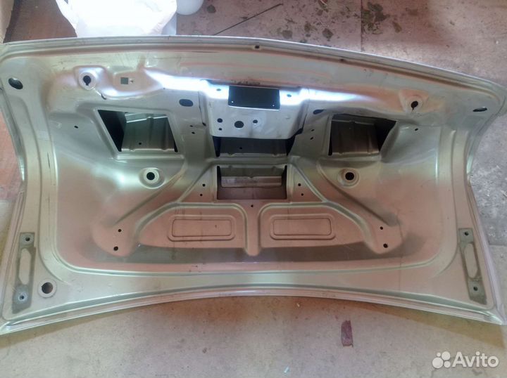 Крышка багажника Opel astra h седан