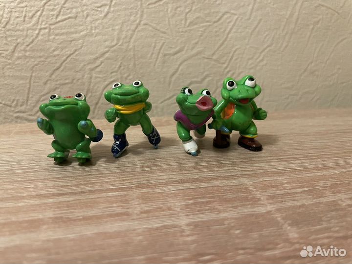 Фигурки киндер 90-е