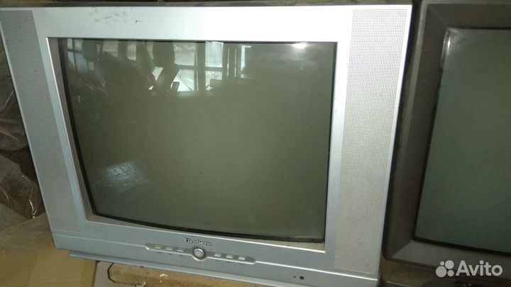 Телевизор бу на запчасти
