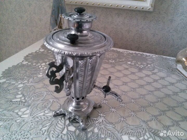 Самовар декоративный с подносом