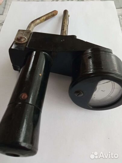 Клещи для замера напряжения в аккумуляторах