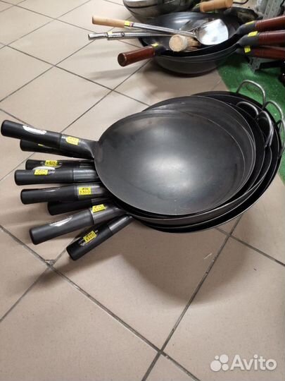 Сковорода WOK