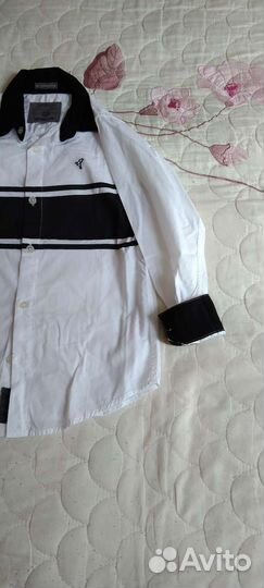 Рубашка белая с черным новая фирмы John Rocha