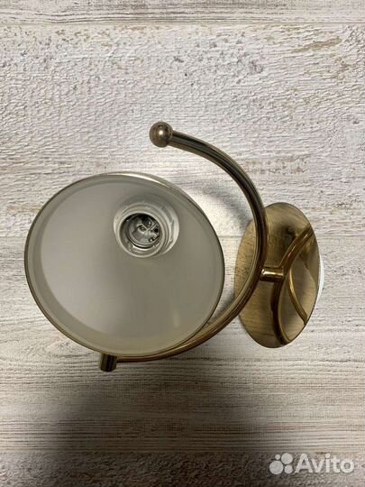 Светильник настенный