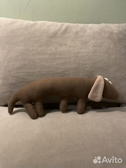 Игрушка такса