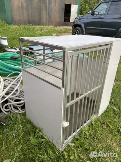 Клетка для перевозки собак в машину