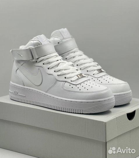 Nike Air Force 1 Mid White