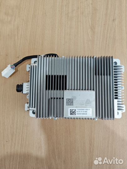 Преобразователь 12-220В 1000 ватт 712W25441-6051