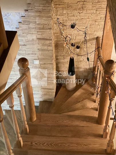 Коттедж 144,8 м² на участке 3,2 сот.