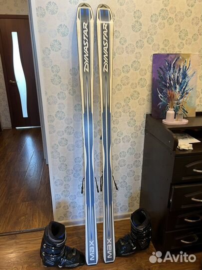 Горные лыжи и ботинки