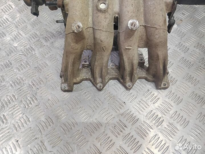 Впускной коллектор Hyundai Verna 1.4 G4EE