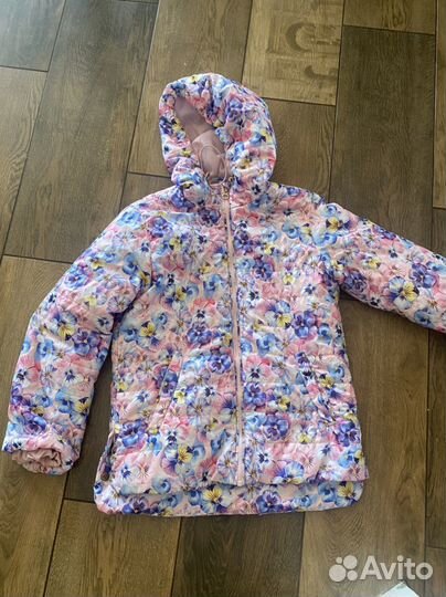 Куртка осень на девочку 140-146
