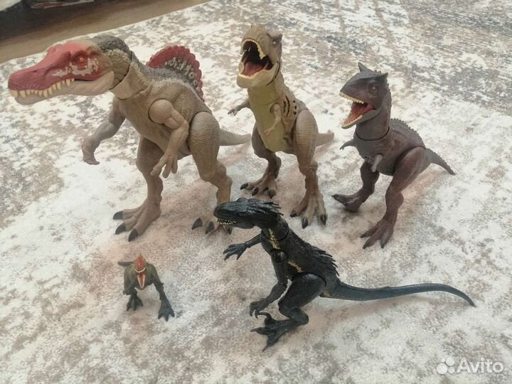 Динозавры jurassic world