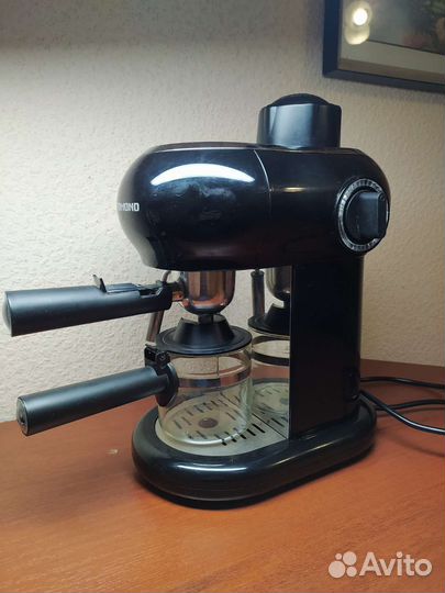 Кофеварка Redmond RCM-1521