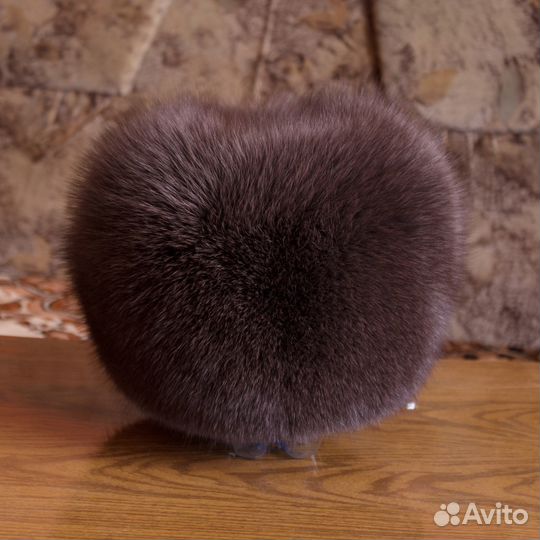 Шапка из натурального меха (канадский песец)