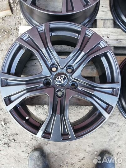 Литые диски r17 5x114.3 toyota camry