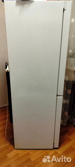 Холодильник бу indesit DS316W