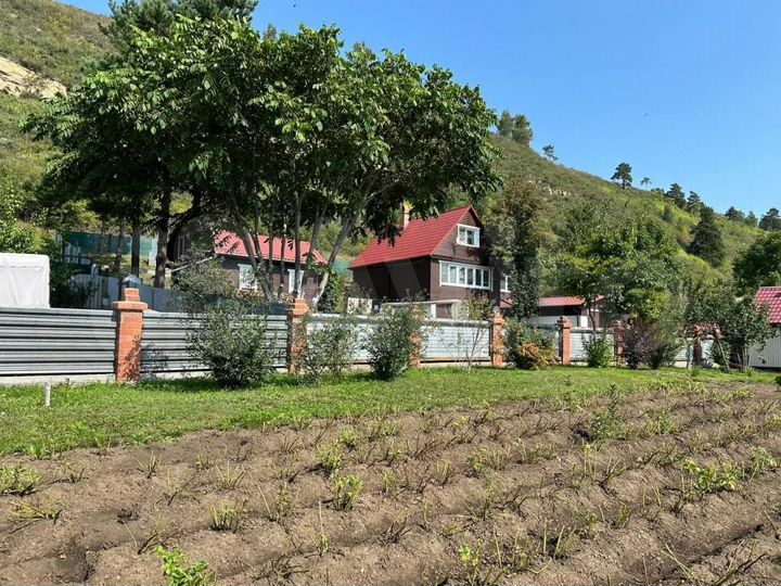 Дом 150 м² на участке 15 сот.