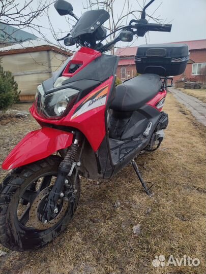 Скутер Wizard 2022