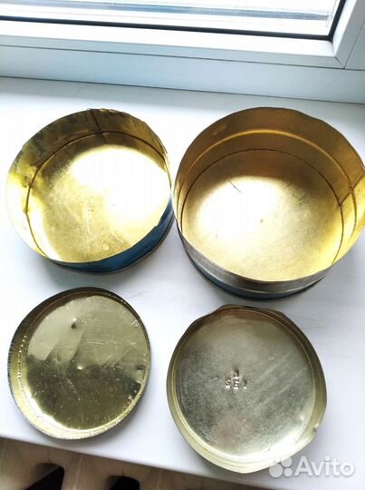 Жестяные банки из под икры СССР