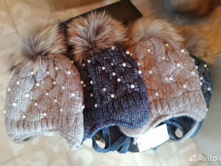 Новые шапки с натуральным помпоном и шапки-шлемы