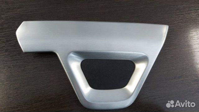 Молдинг левый Land Rover