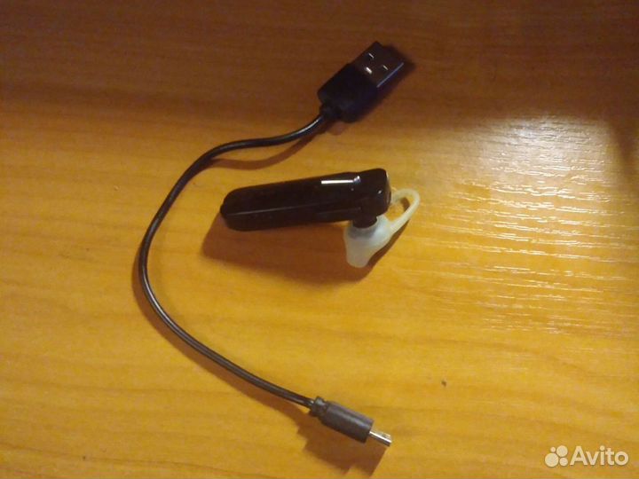 Беспроводная гарнитура наушник