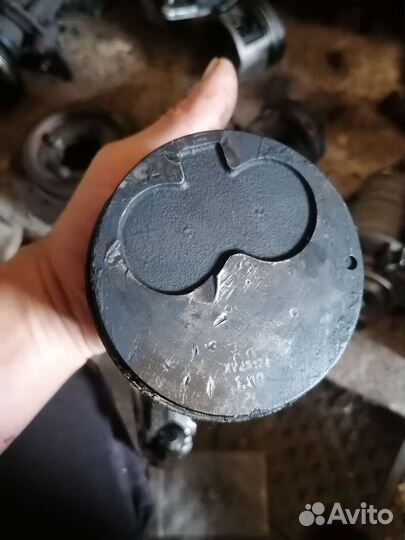 Двигатель 2с по запчастям