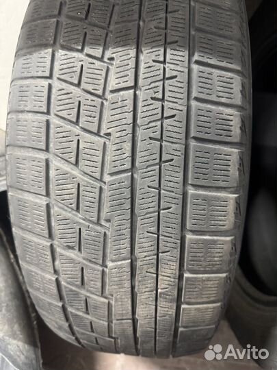 Yokohama Ice Guard IG60 215/55 R17