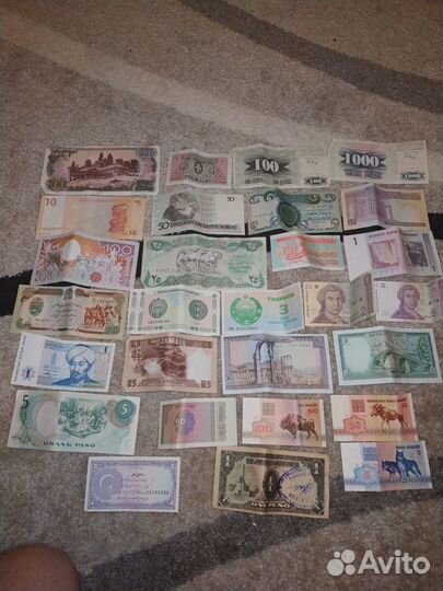Банкноты разные продаю комплектом