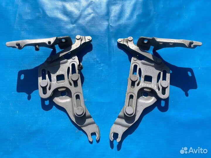 Петля капота BMW X5 E70 X6 E71