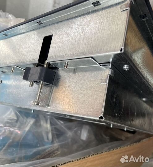 Люк в пол на 12 постов ecoplast