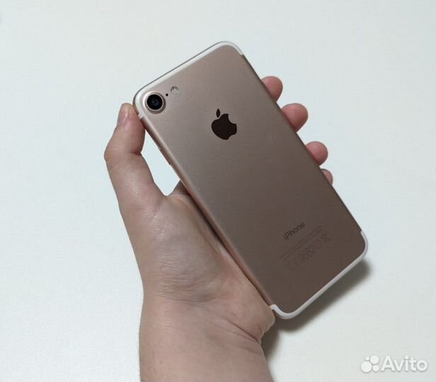 iPhone 7, 32 ГБ
