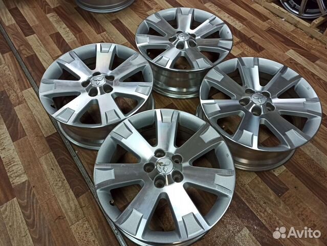 Диски Митсубиши 18 5х114,3 ET38 оригинал из Японии