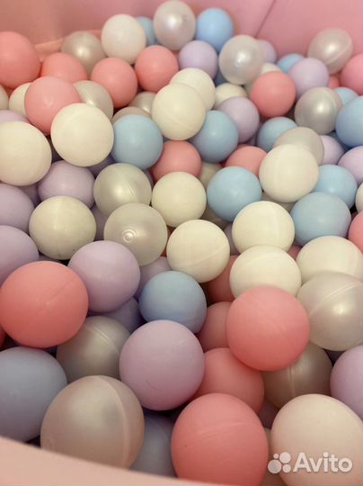 Сухой бассейн с шариками