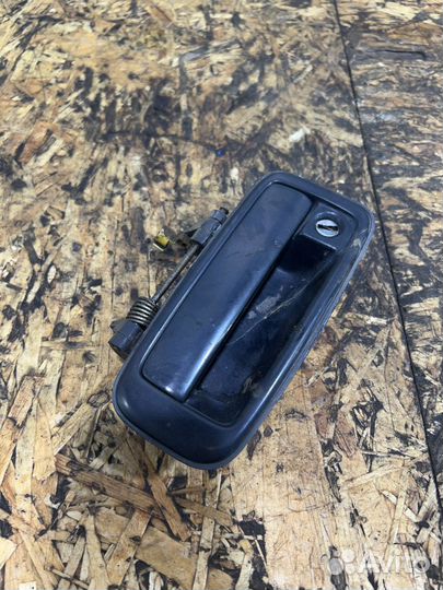 Ручка двери перед левая Тойота Королла E90