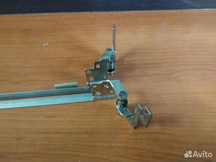 Петли матрицы Dexp w650 6-39-w6501-0r4-1