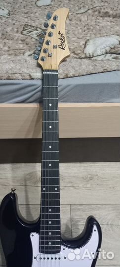 Электрогитара