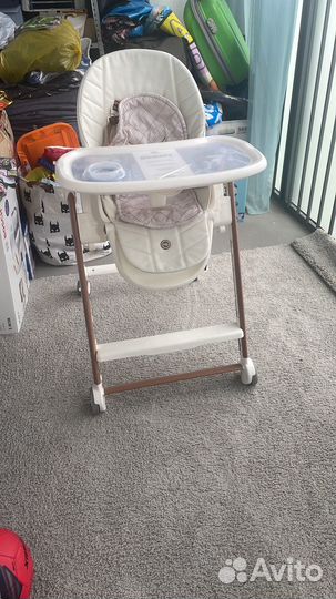 Стульчик для кормления happy baby berny v2