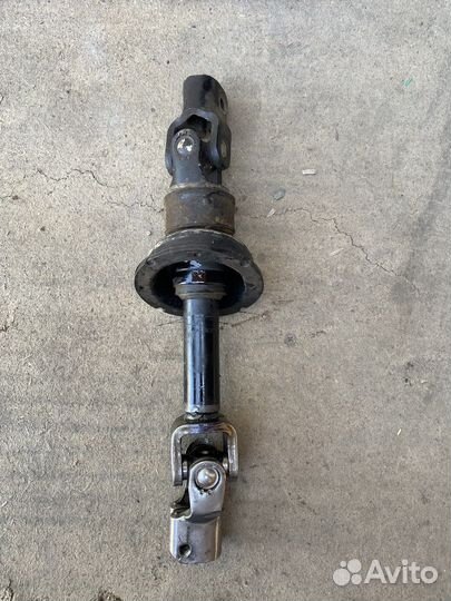Рулевой кардан в сборе