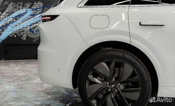 LiXiang L6 1.5 AT, 2024