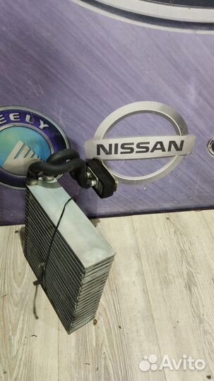 Испаритель кондиционера радиатор Nissan micra K12