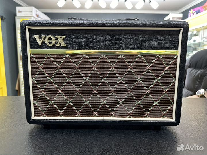 Комбоусилитель VOX pathfinder 10