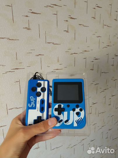 Игровая приставка SUP