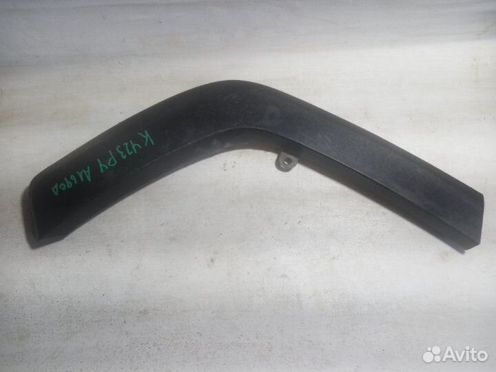 Молдинг на крыло задний правый Toyota Rav4 5 2019