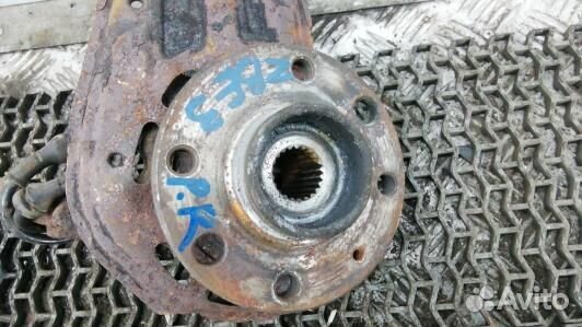 Ступица передняя правая opel combo C (ZBE03N901)