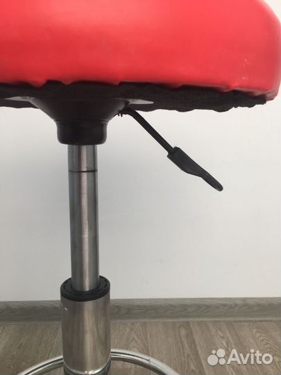 Стул косметологический