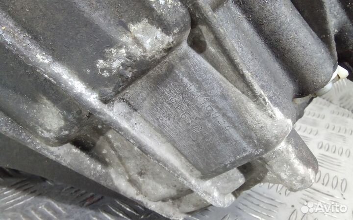 МКПП (механическая коробка переключения передач) R