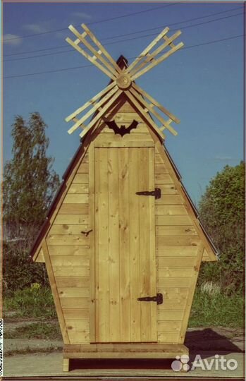Дачный туалет деревянный с установкой GOE